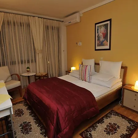 فندق Haus Am 4*